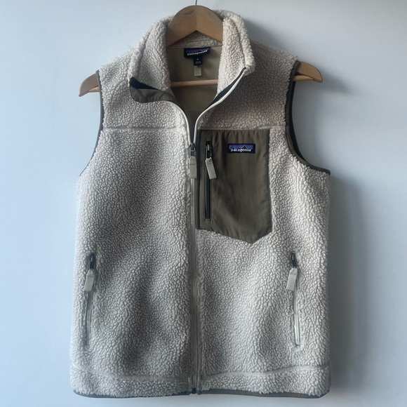 Patagonia Jackets & Blazers - Patagonia women’s classic retroX vest  size M